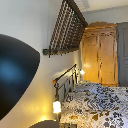 فندق مبيت وإفطار Les Lavandieres 3*