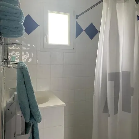 Les Lavandieres 住宿加早餐酒店 Saint-Hilaire-la-Palud