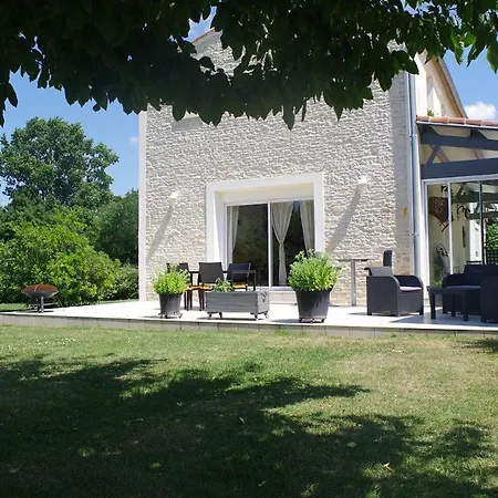 住宿加早餐酒店 Les Lavandieres