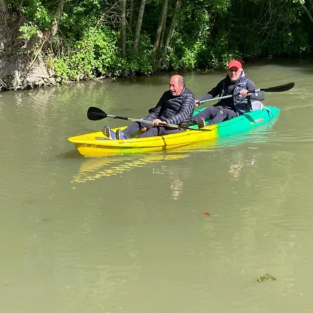 住宿加早餐酒店 Les Lavandieres Saint-Hilaire-la-Palud