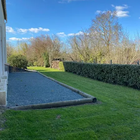 فندق مبيت وإفطار Les Lavandieres 3*