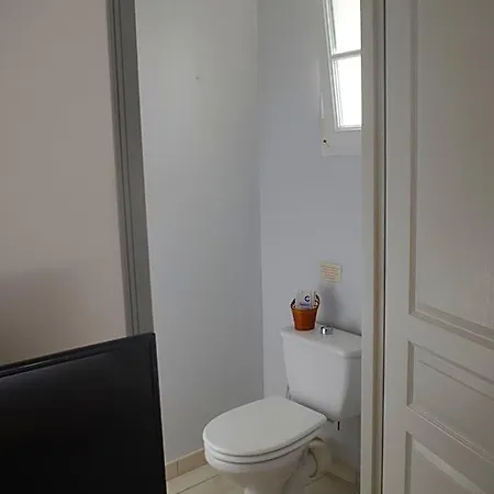 Les Lavandieres Bed & Breakfast