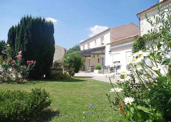 Bed and breakfast Les Lavandieres 3*