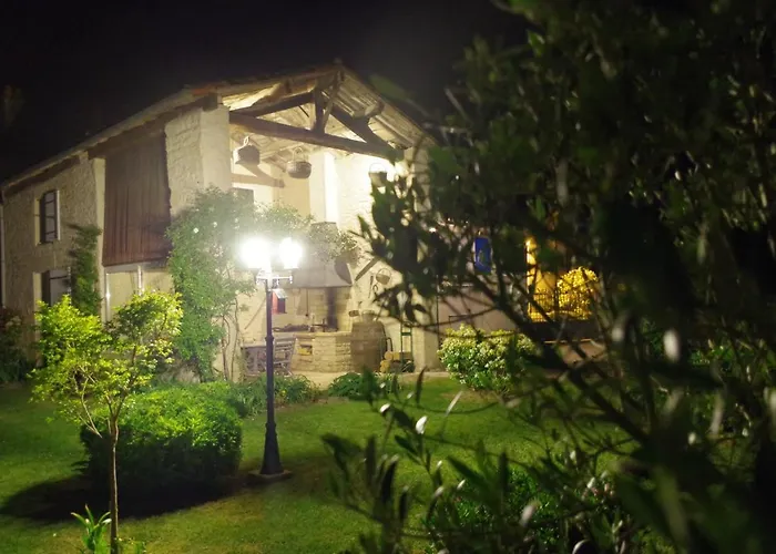 Les Lavandieres Bed and breakfast Saint-Hilaire-la-Palud