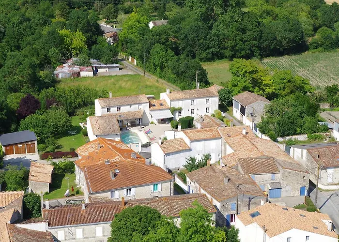 Les Lavandieres Bed & Breakfast Saint-Hilaire-la-Palud