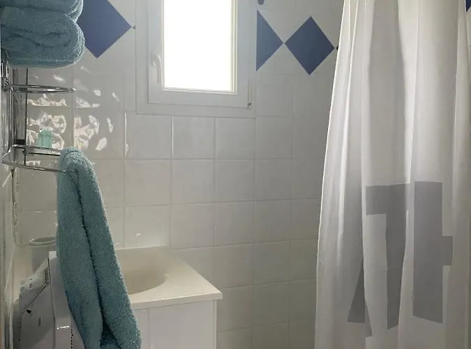 Les Lavandieres Bed and breakfast Saint-Hilaire-la-Palud